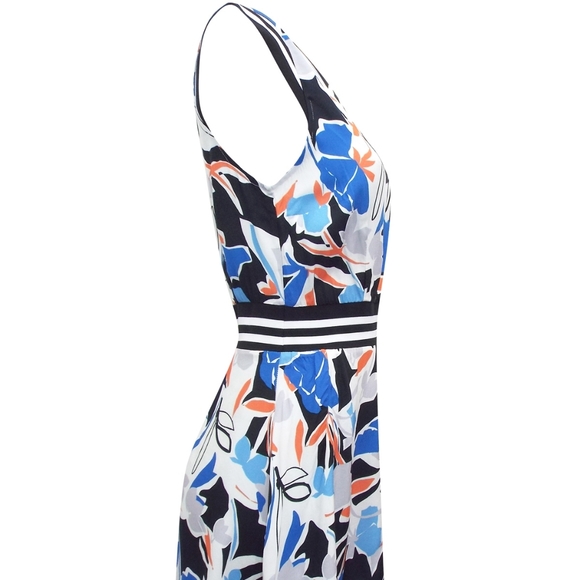 Abstract Sports Stripe Fit and Flare Dress - Picture 5 of 9